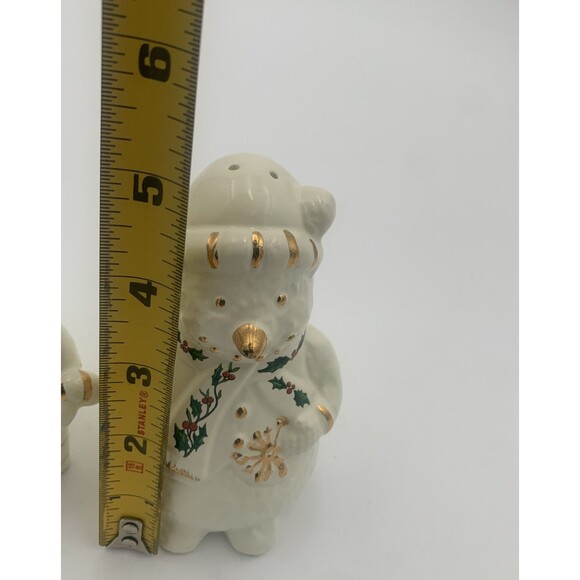 Baum Bros. Set of 2 Mr & Mrs Snowman Salt and Pepper Shakers. Christmas - Picture 7 of 9